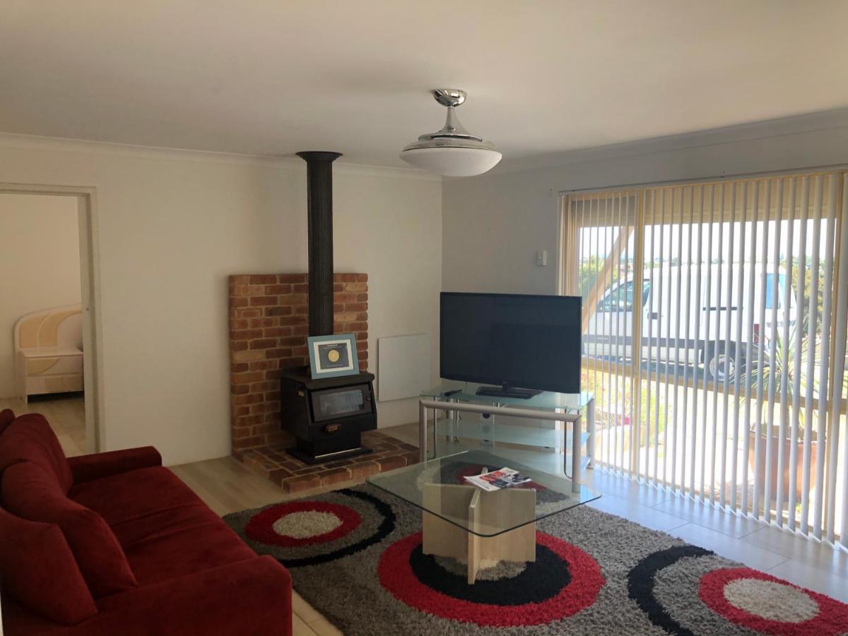 Relaxed Ocean View Villa Mandurah Eksteriør bilde